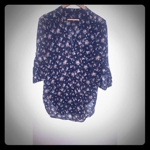 Sheer blousy 3/4 sleeve top